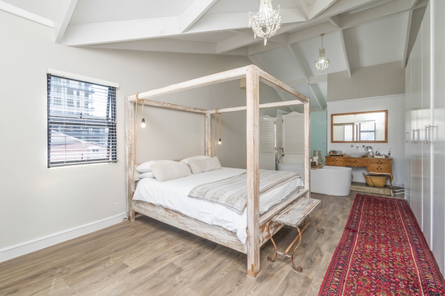 To Let 3 Bedroom Property for Rent in Sea Point Western Cape